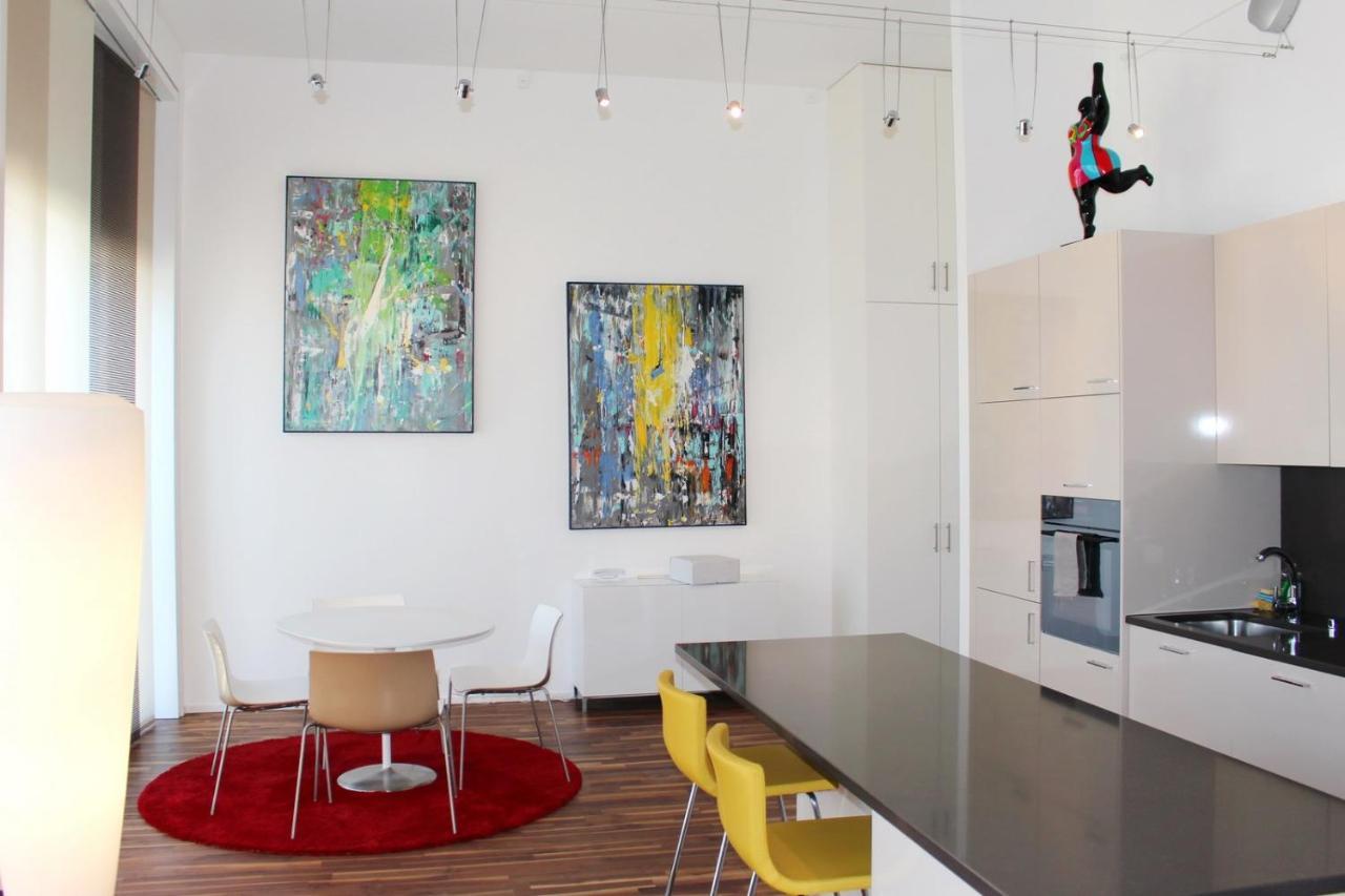 Beautiful Loft In The Center Of *